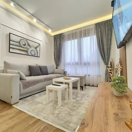 Primus Sa Bazenom,spa&wellness Centrom-velika Recepcija 125 Apartment Zlatibor