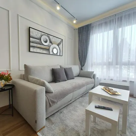 Lejlighed Primus Sa Bazenom,spa&wellness Centrom-velika Recepcija 125