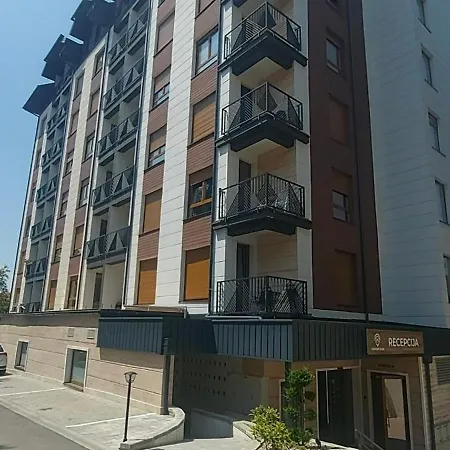 Primus Sa Bazenom,spa&wellness Centrom-velika Recepcija 125