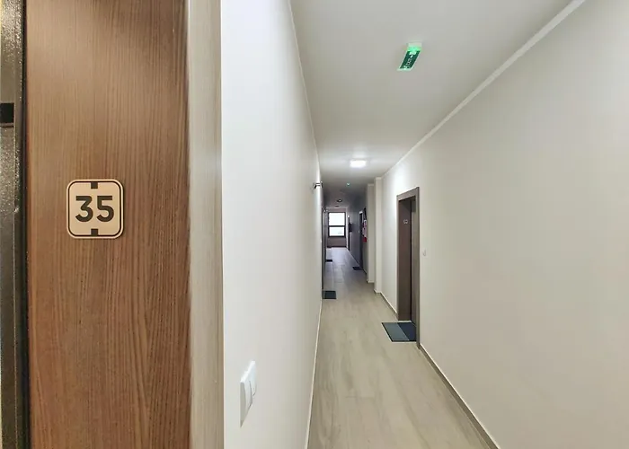 Primus Sa Bazenom,spa&wellness Centrom-velika Recepcija 125 *