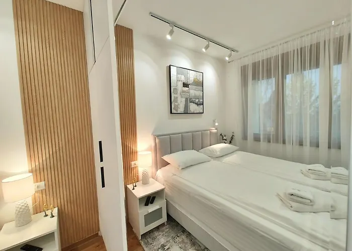 Primus Sa Bazenom,spa&wellness Centrom-velika Recepcija 125 Apartamento Zlatibor