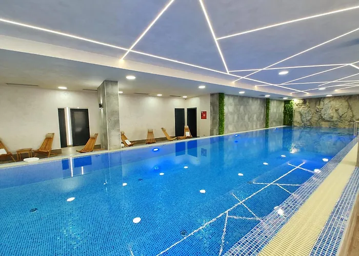 Primus Sa Bazenom,spa&wellness Centrom-velika Recepcija 125 ズラティボール