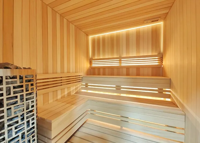 Primus Sa Bazenom,spa&wellness Centrom-velika Recepcija 125 アパート