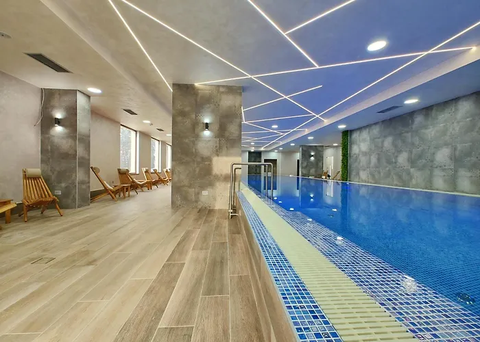 Primus Sa Bazenom,spa&wellness Centrom-velika Recepcija 125 アパート *