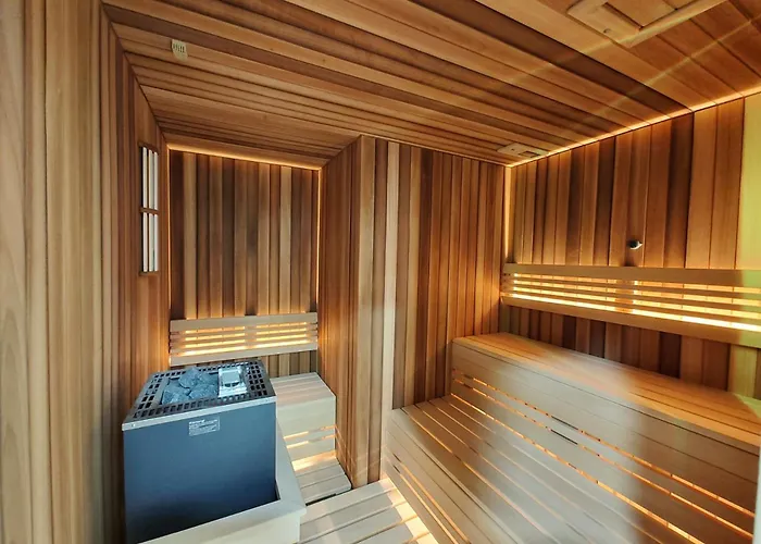 Primus Sa Bazenom,spa&wellness Centrom-velika Recepcija 125 アパート *